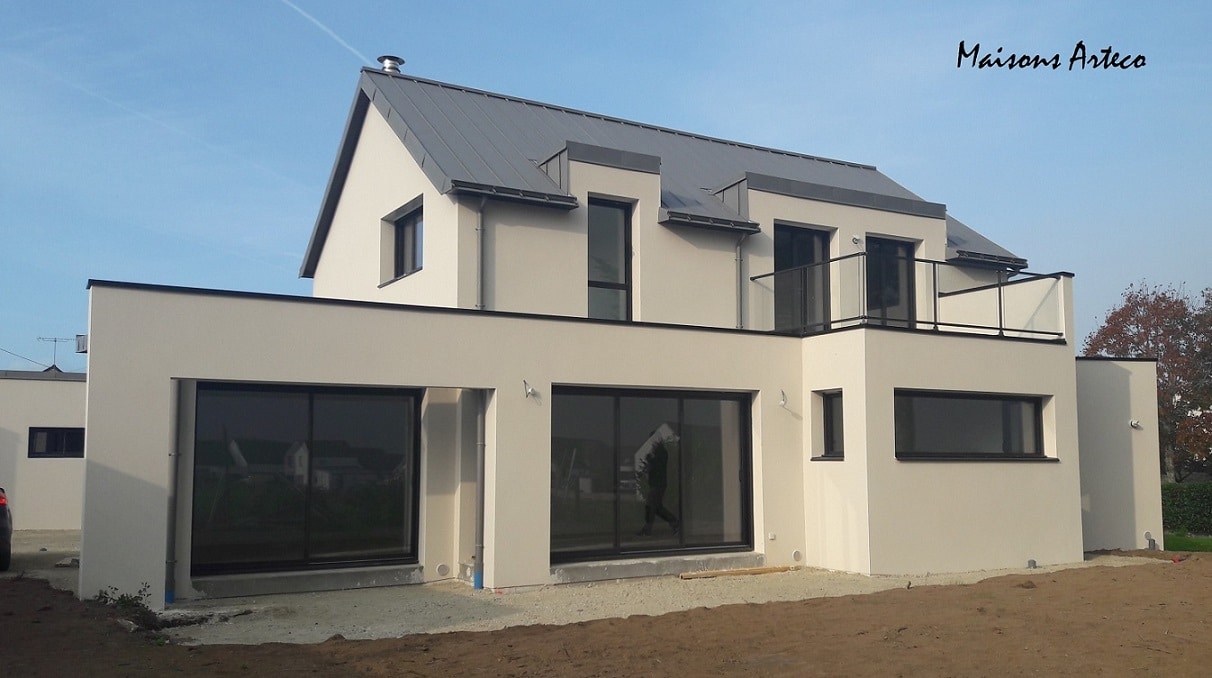 Maison toiture Zinc extérieur